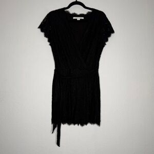 Diane Von Furstenberg Purdette Black Floral Lace Wrap Short Sleeve Romper Size 8